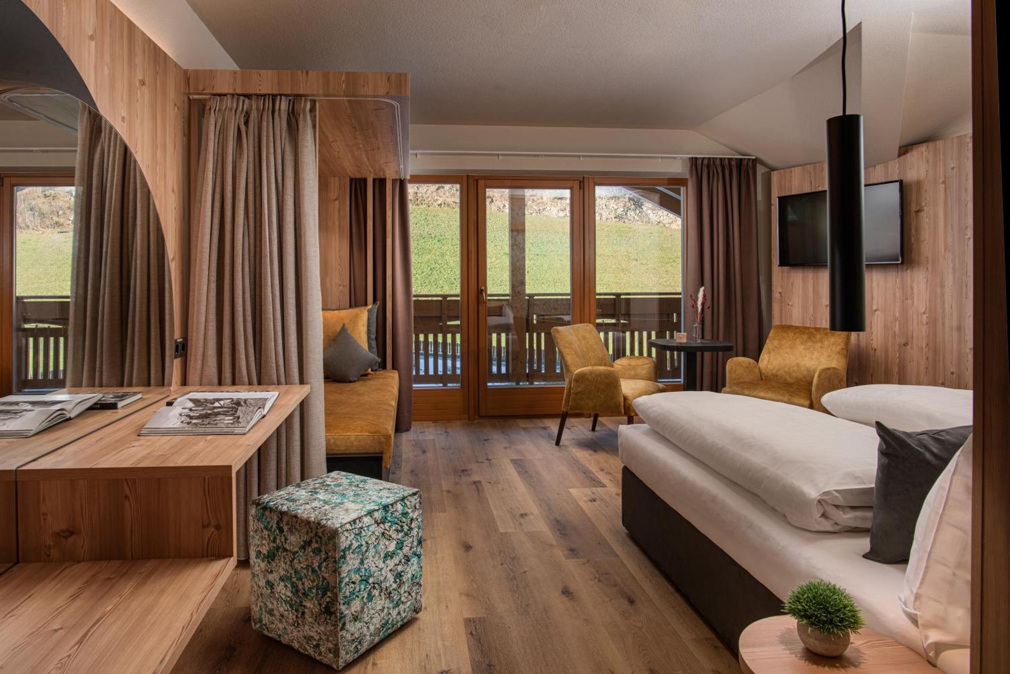 Martinshof Berg Herz Hotel Ahrntal