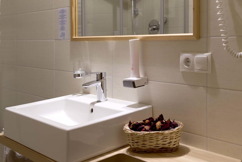 Martinshof Berg Herz Hotel Ahrntal
